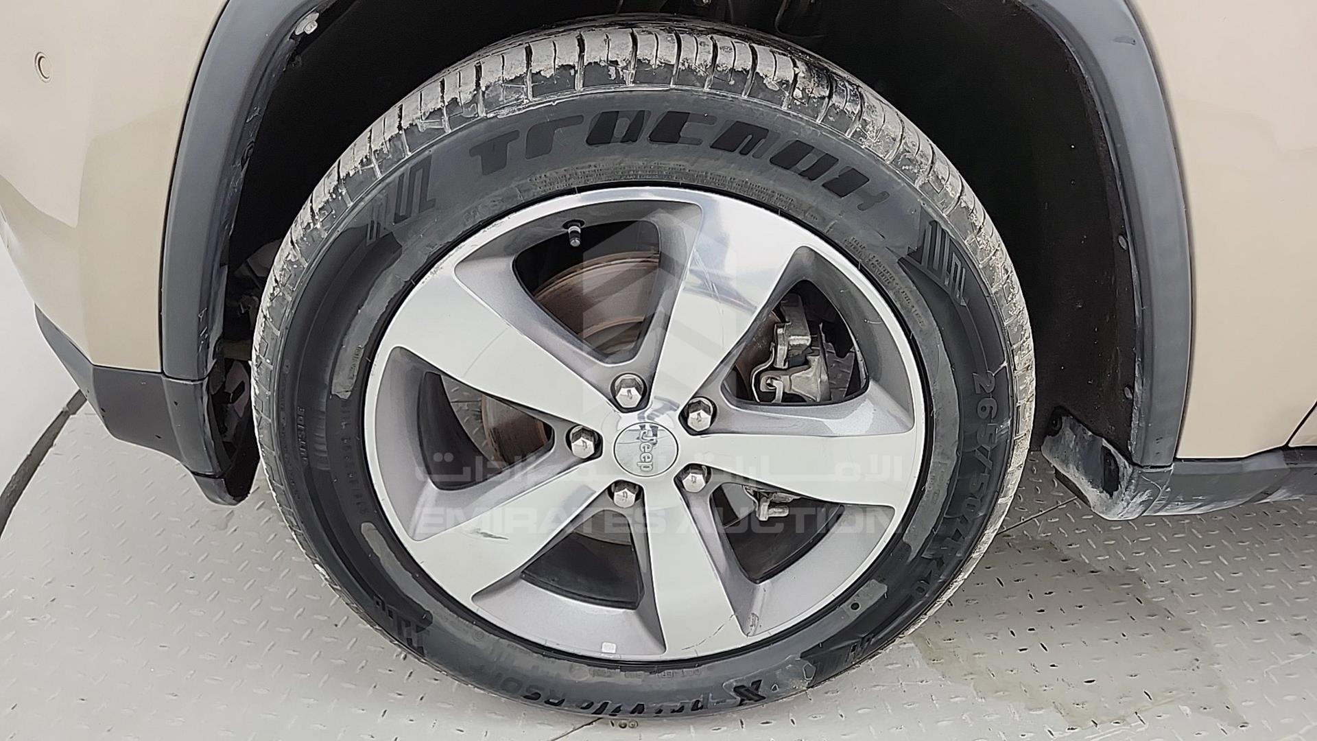 2015 JEEP GRAND CHEROKEE VIN: 1C4RJFBG4FC687380