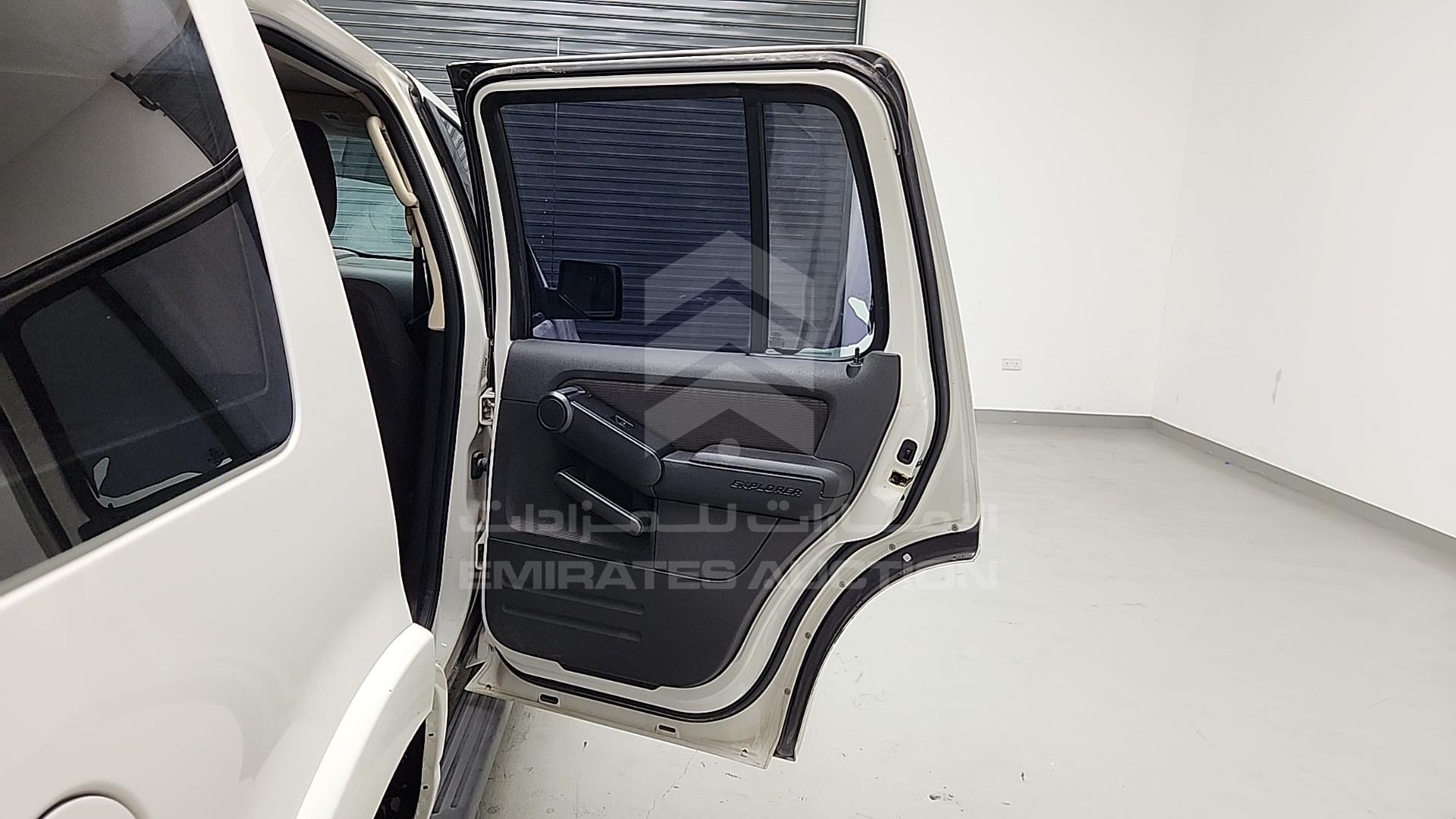 2010 FORD EXPLORER VIN: 1FMEU7DE0AUB12537