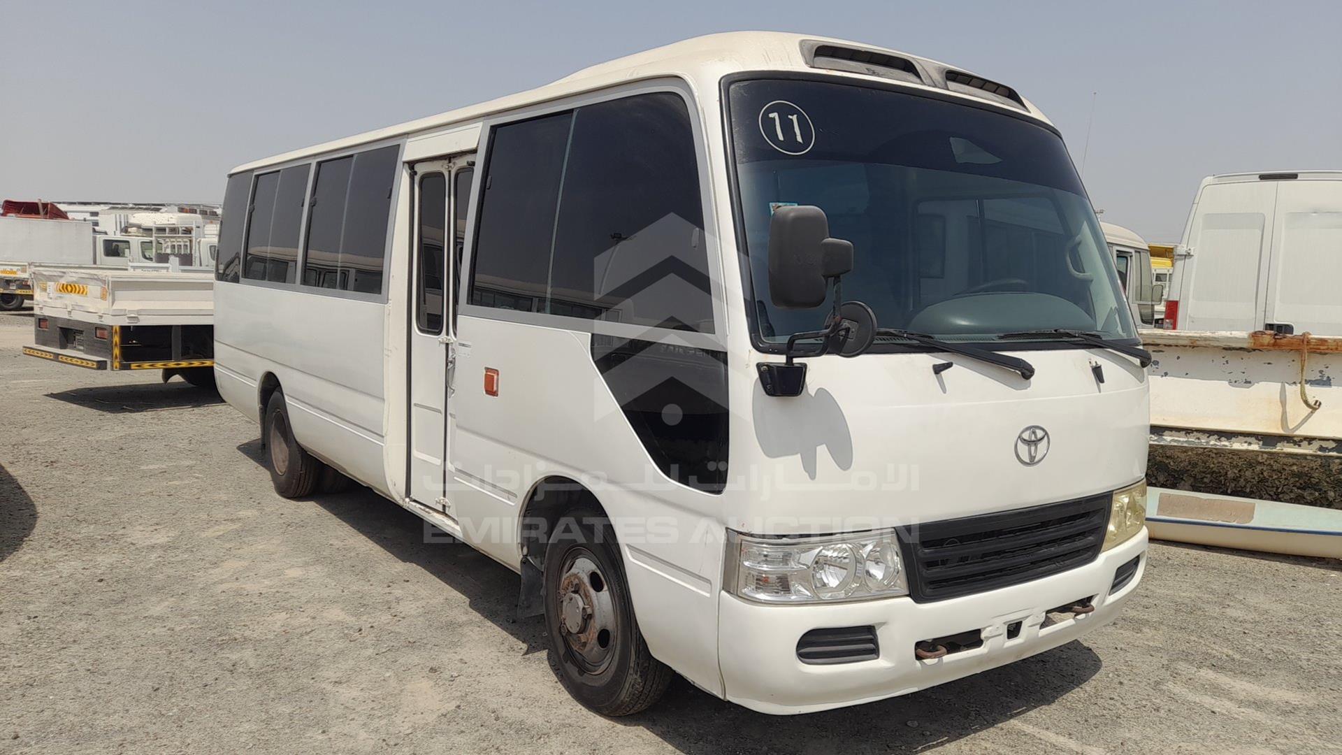 2011 TOYOTA COASTER VIN: JTGFB5186B1041061