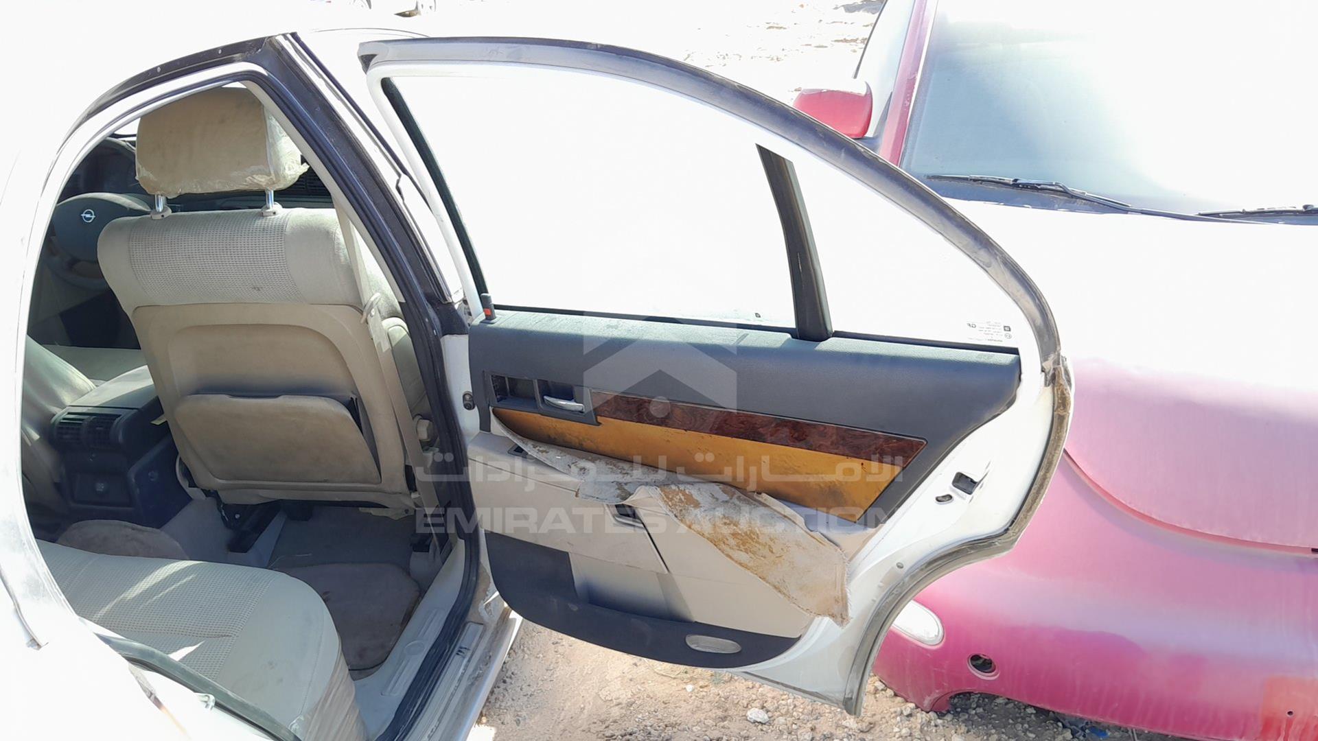 0 OPEL OMEGA VIN: W0L0VBF6931107416
