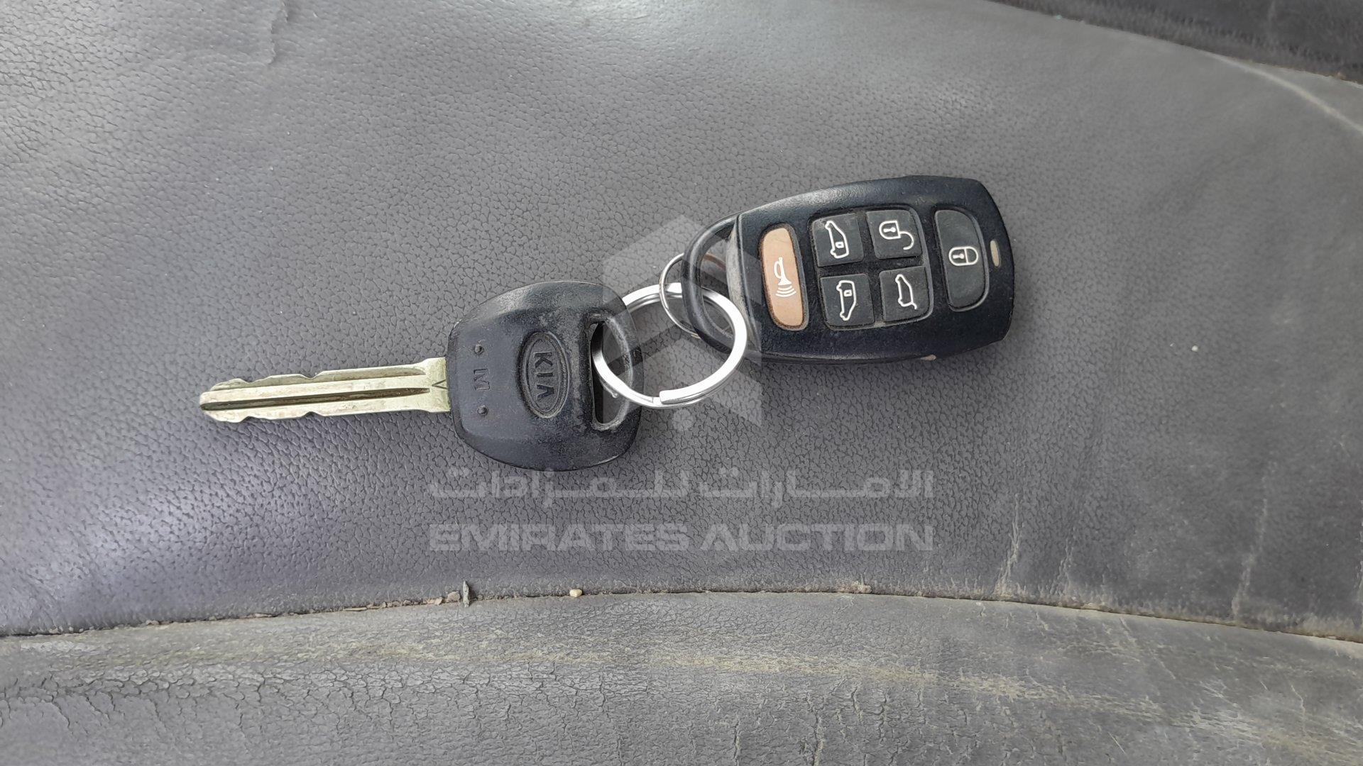 KNAMH8172B6368472 - 2011 Kia Carnival - #496242
