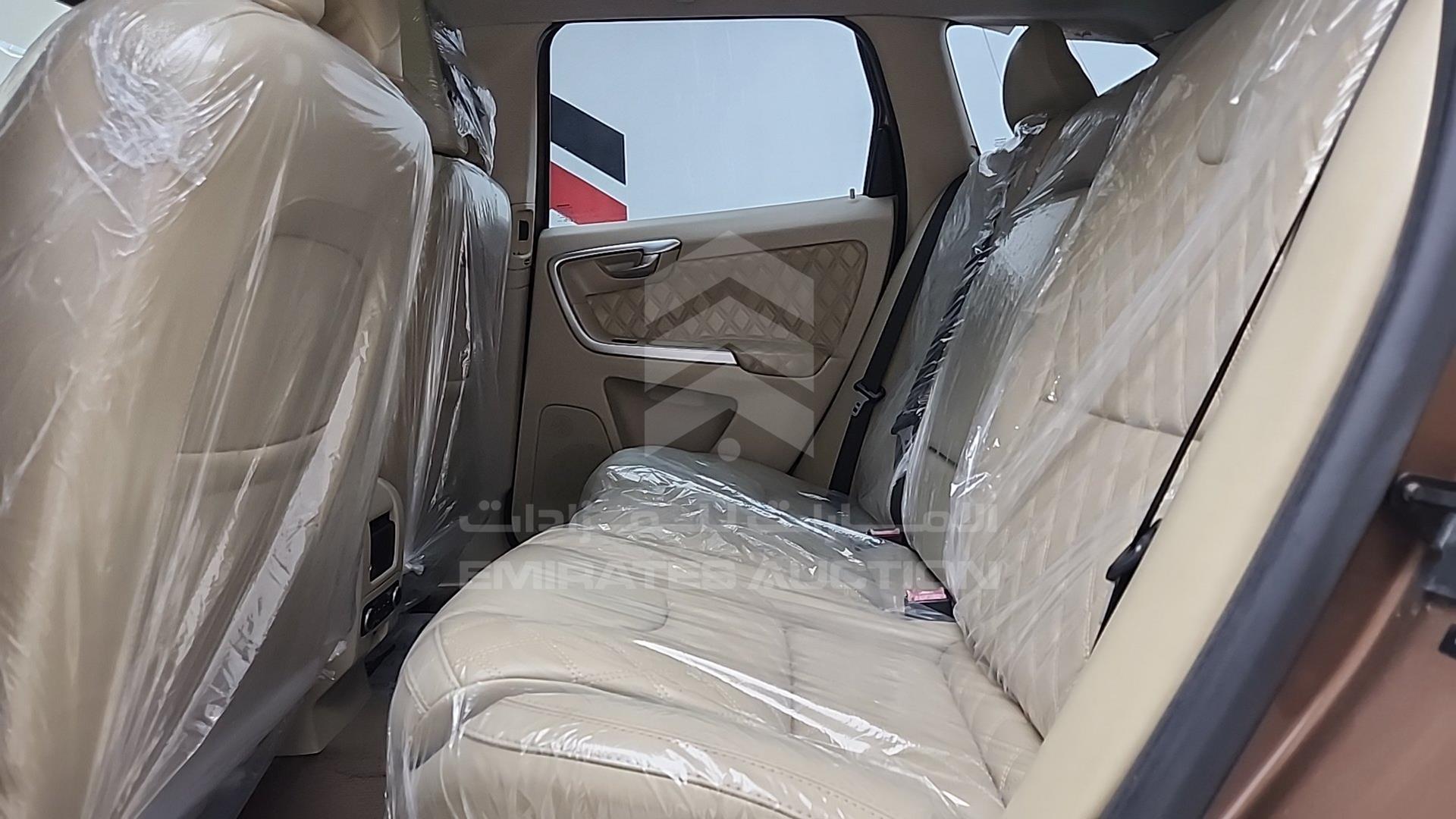 2010 VOLVO XC 60 VIN: YV1DZ9956A2088305