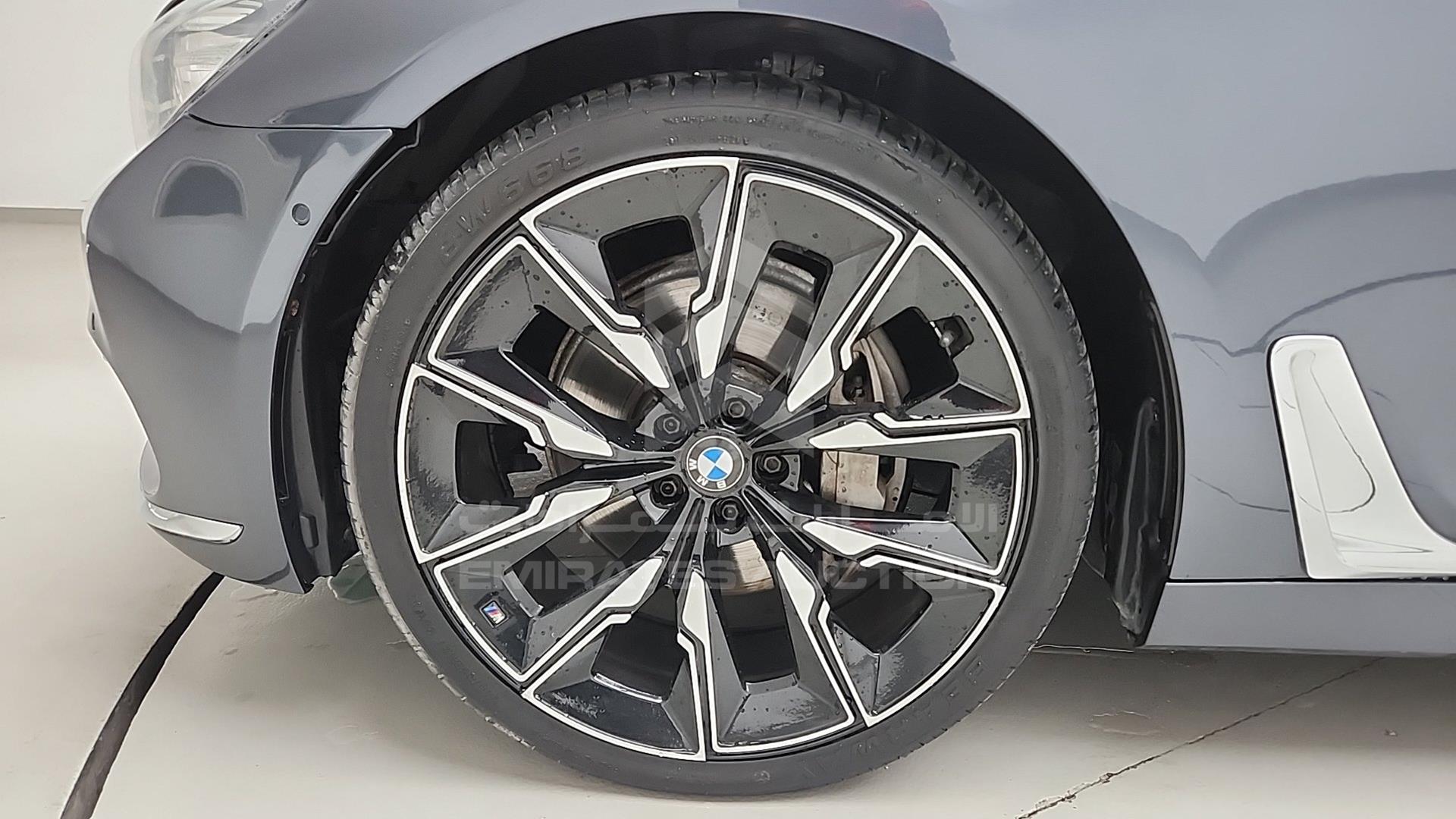 2016 BMW 740 VIN: WBA7E2C59GG546751