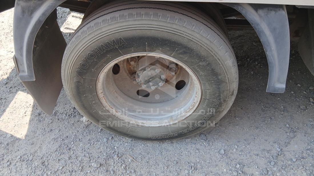 2014 Isuzu NMR — Rear Right Tyre — Photo 28