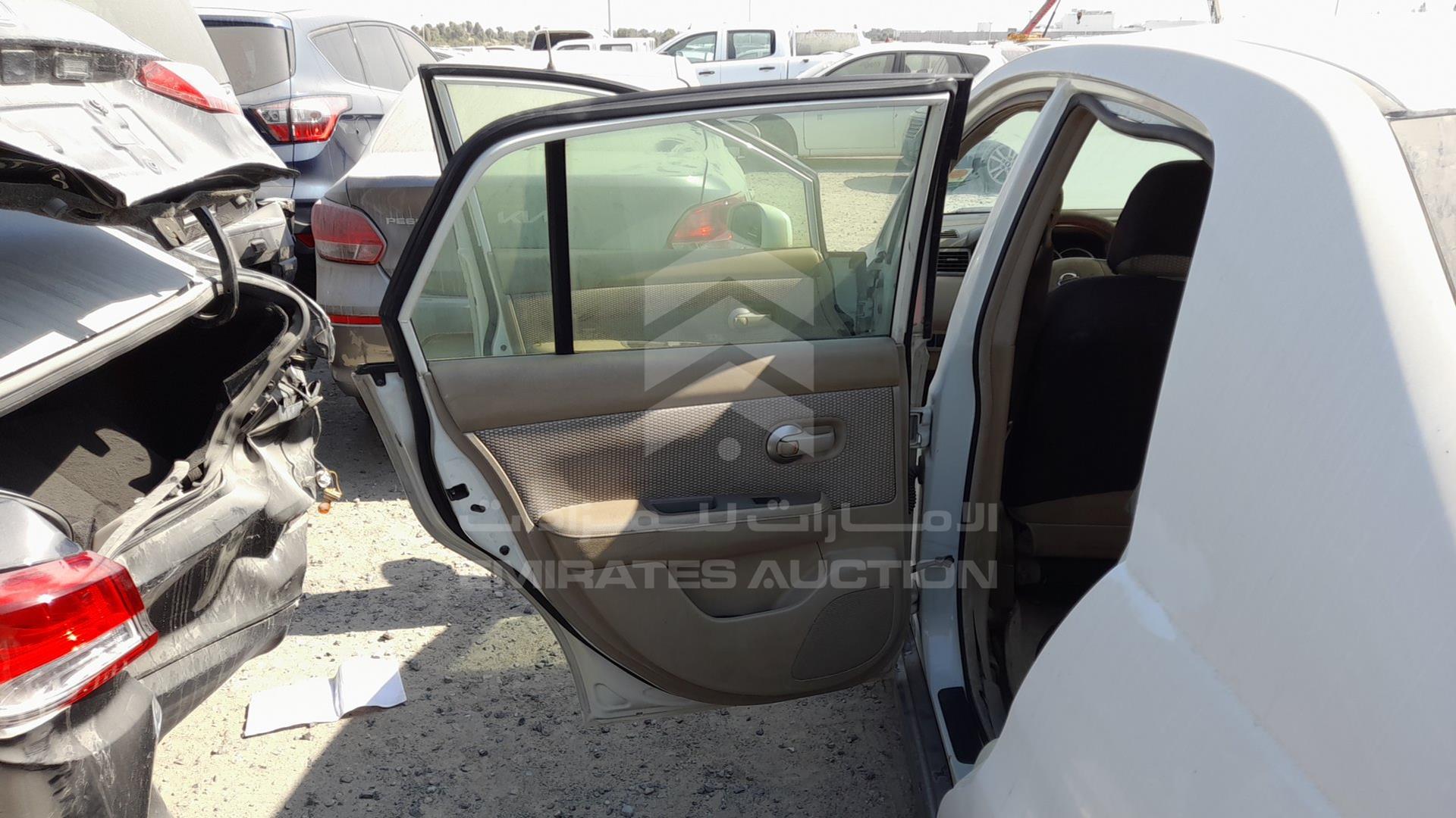 2008 NISSAN TIIDA VIN: JN1CC11C28T010559