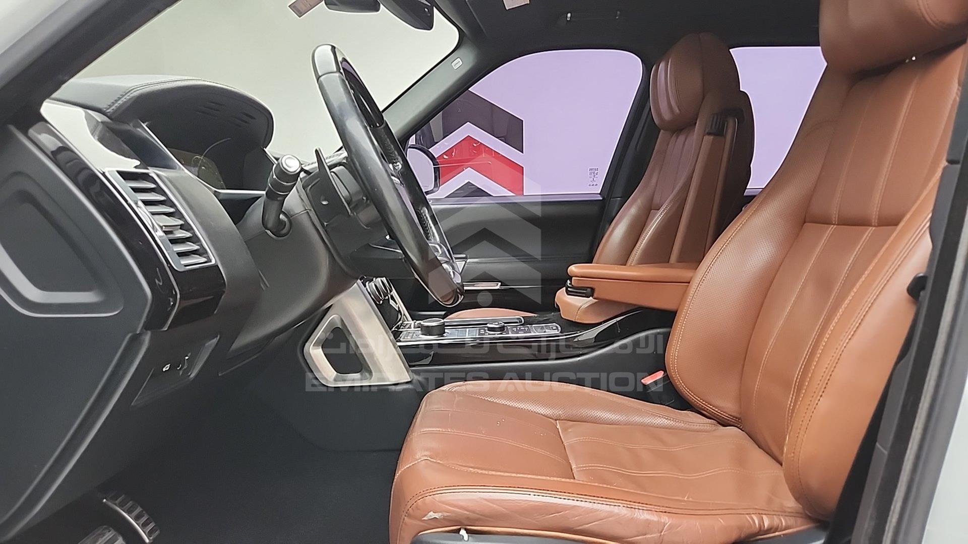 2015 RANGE ROVER VOGUE VIN: SALGA2EF2FA200250