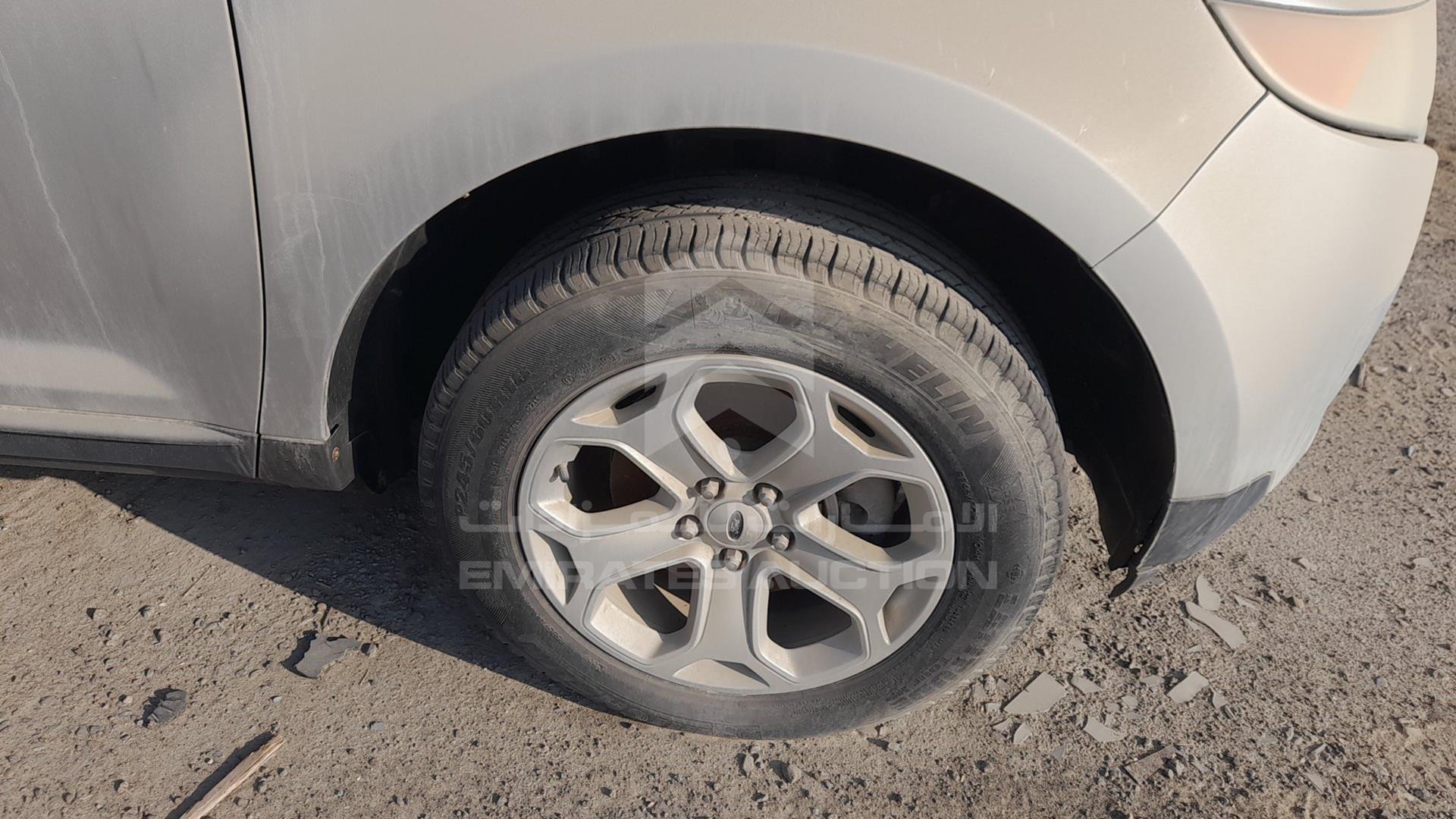 2013 FORD EDGE VIN: 2FMDK3GC9DBC72124