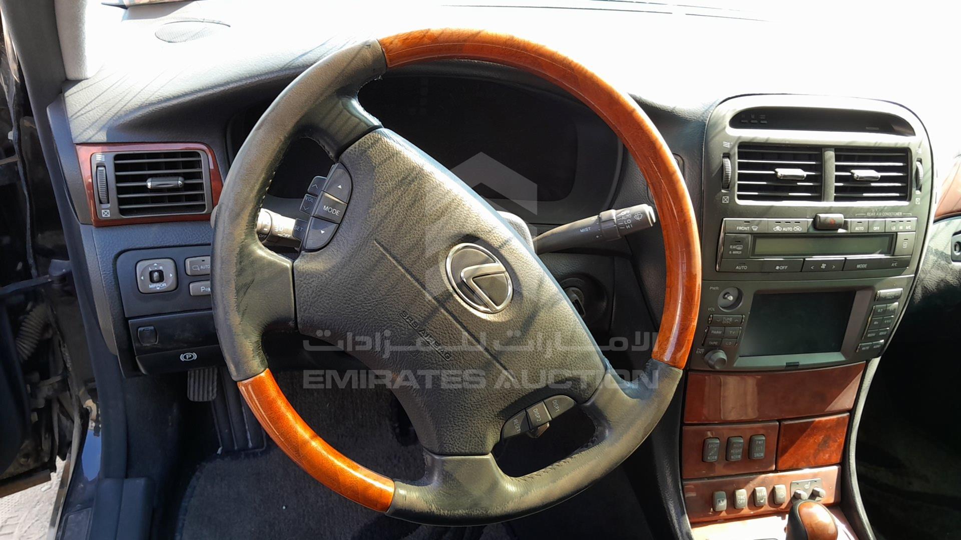 2004 LEXUS LS 430 VIN: JTHBN36F240164006