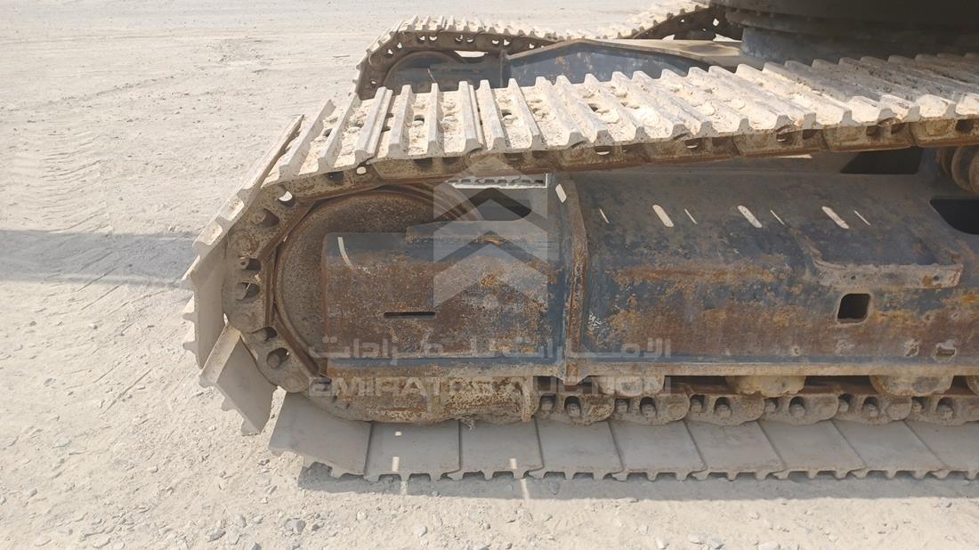 نيوهولاند 2009 — الإطار الأمامي الأيسر — صورة 36