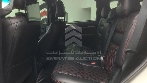 MMEMC71X6KH011440 Mitsubishi Montero