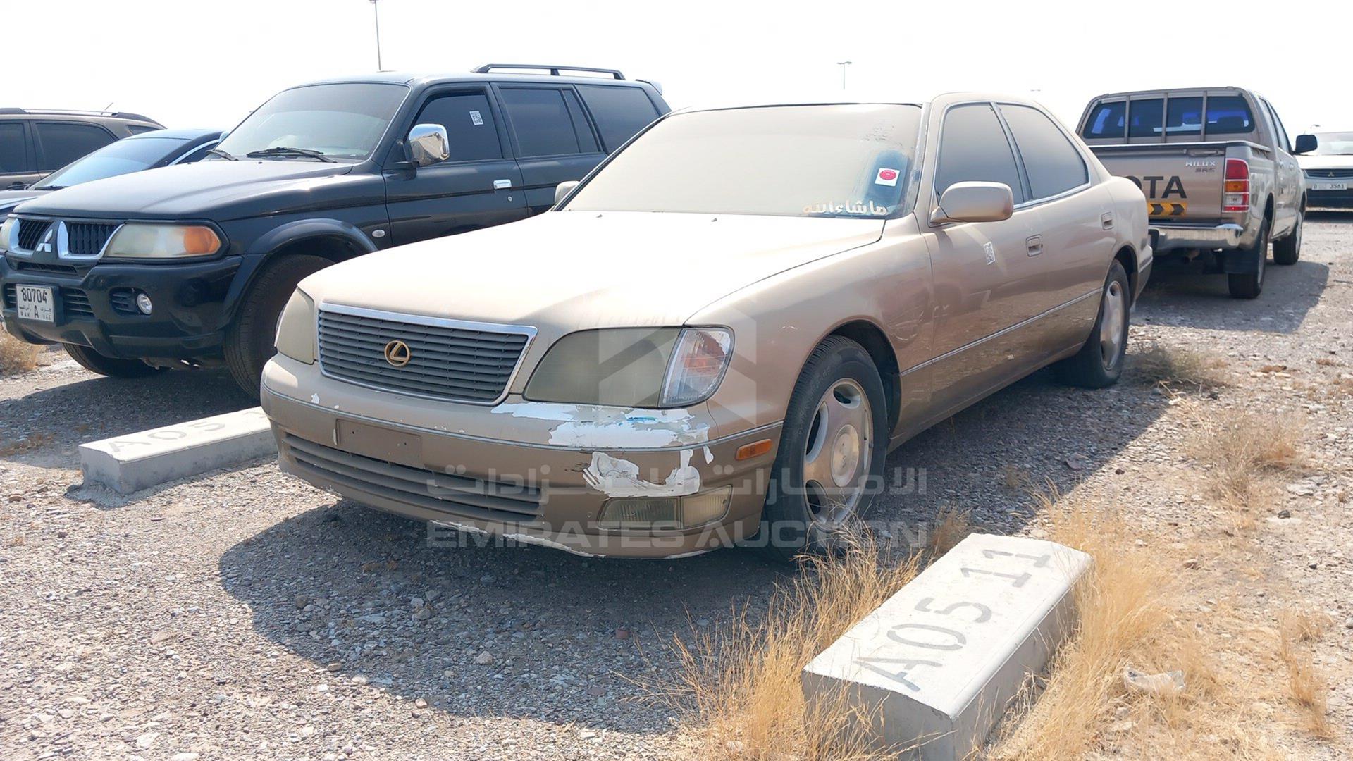 1998 LEXUS LS400 VIN: JT8BH28F2W0128608