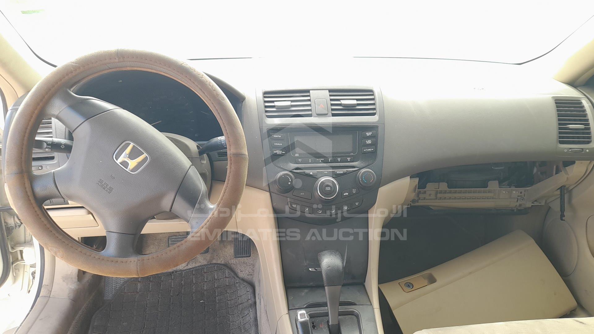 2006 HONDA ACCORD VIN: JHMCM56506C421126