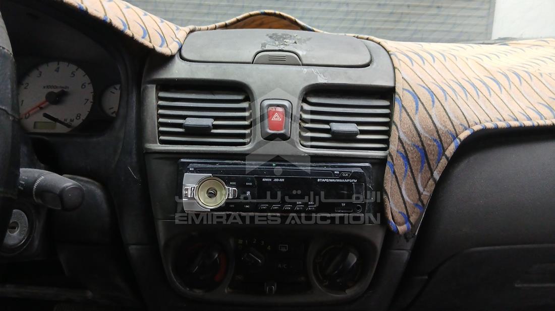 نيسان صني 2006 — نظم الترفيه وكاميرا المراقبة والملاحة — صورة 20