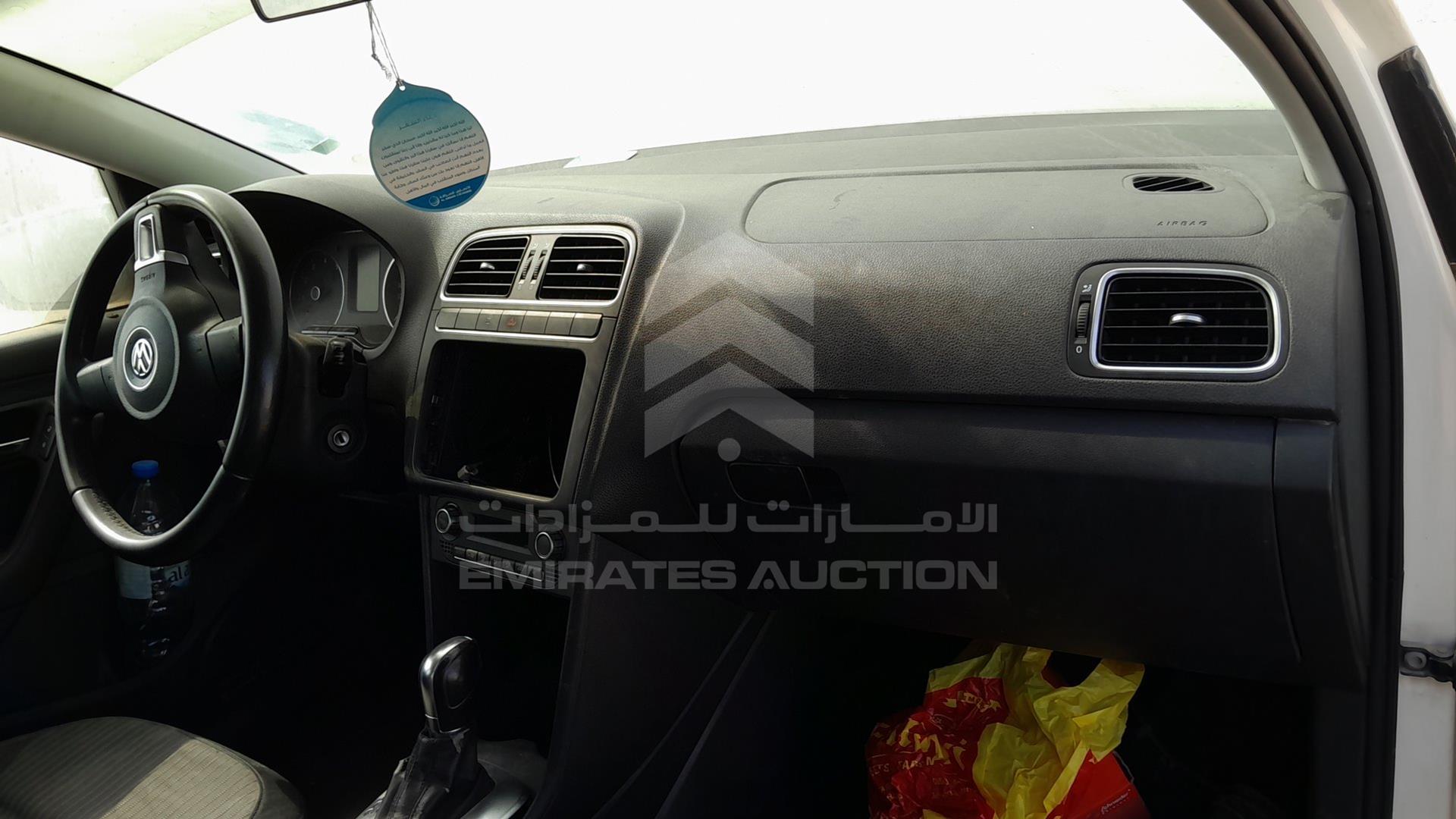 2014 VOLKSWAGEN POLO VIN: WVWBC2A72ET010056