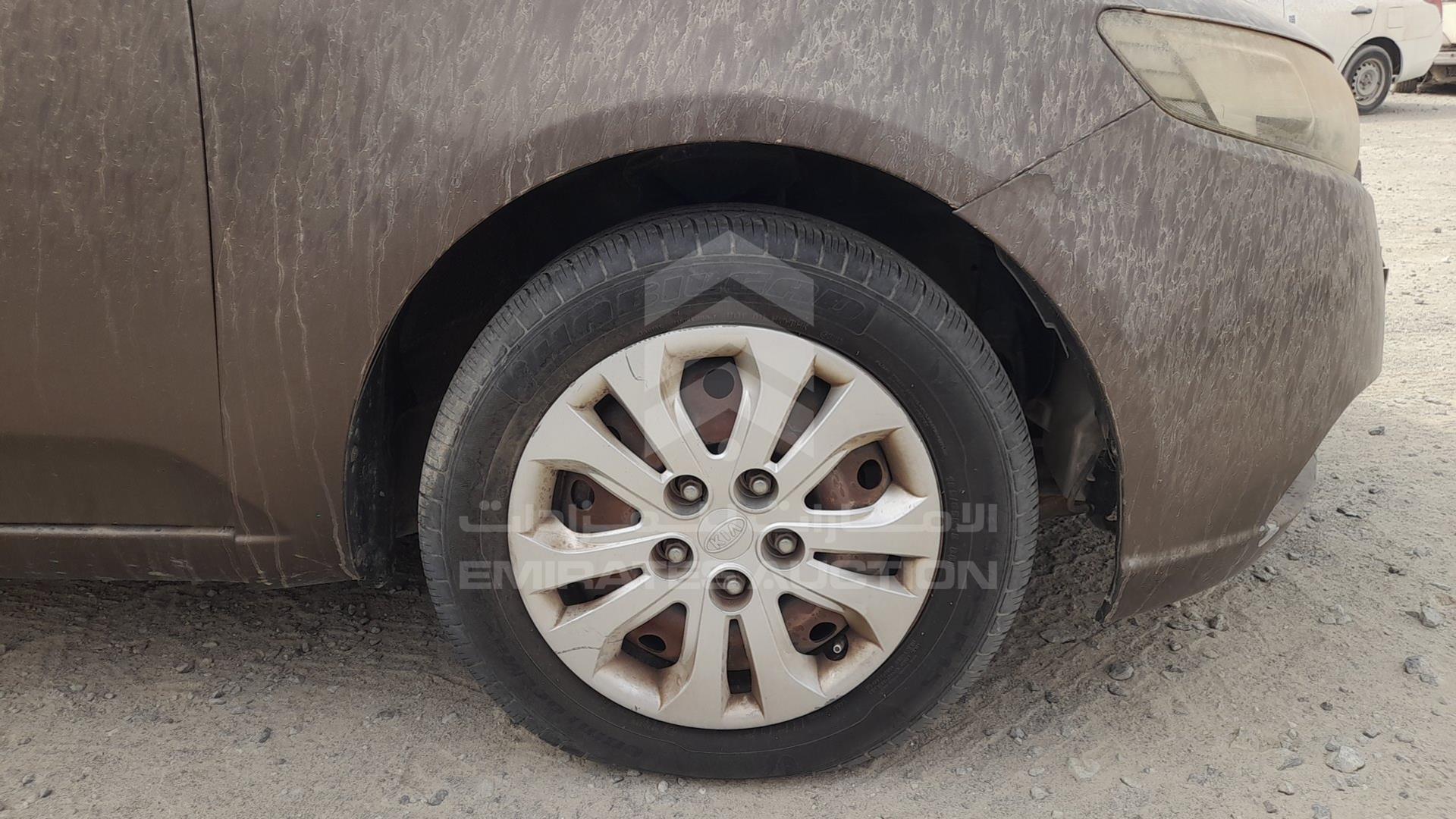 2013 KIA CERATO VIN: KNAFT4113D5785328