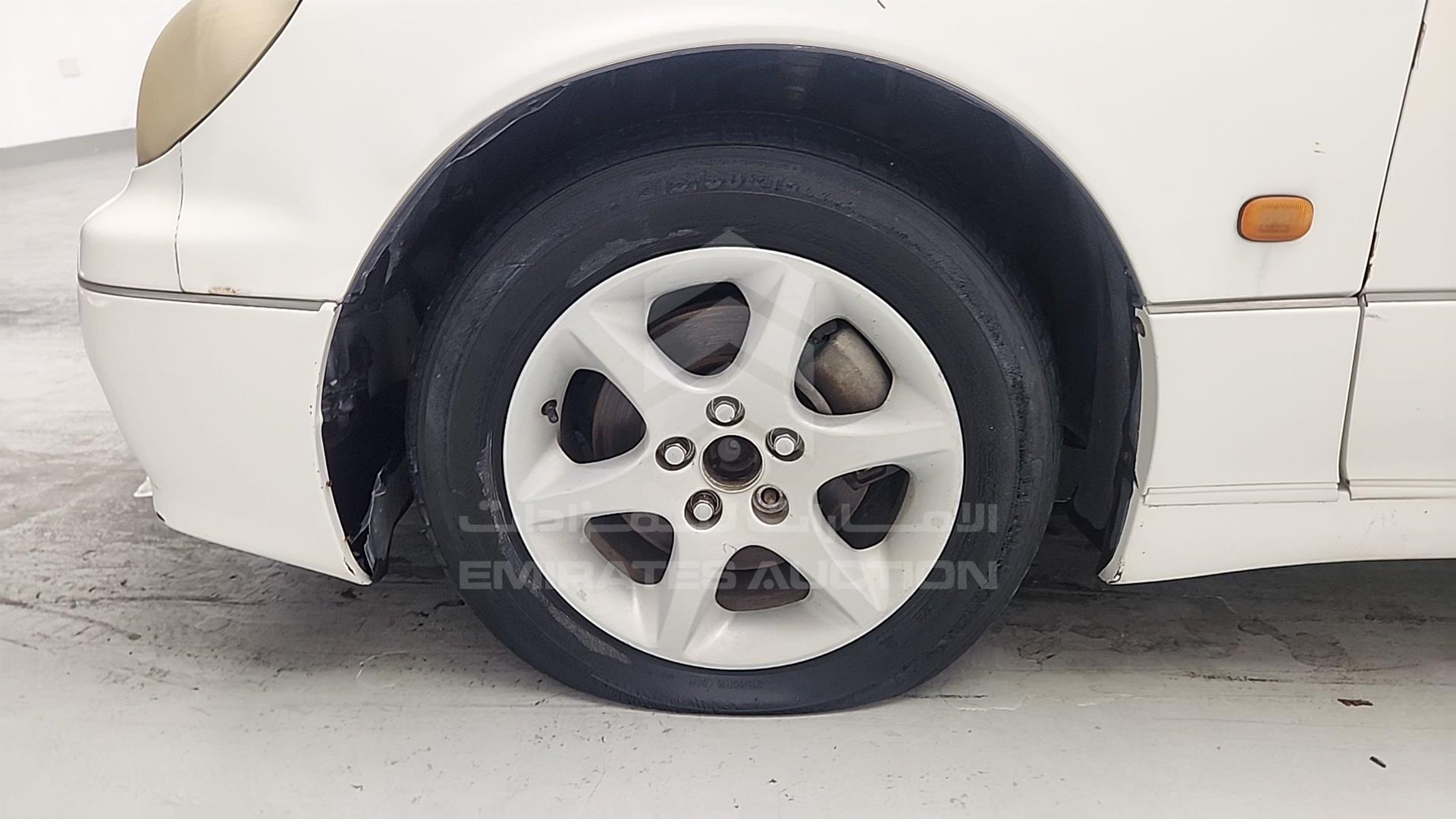 1998 LEXUS GS 400 VIN: JT8BH68X2W0002412