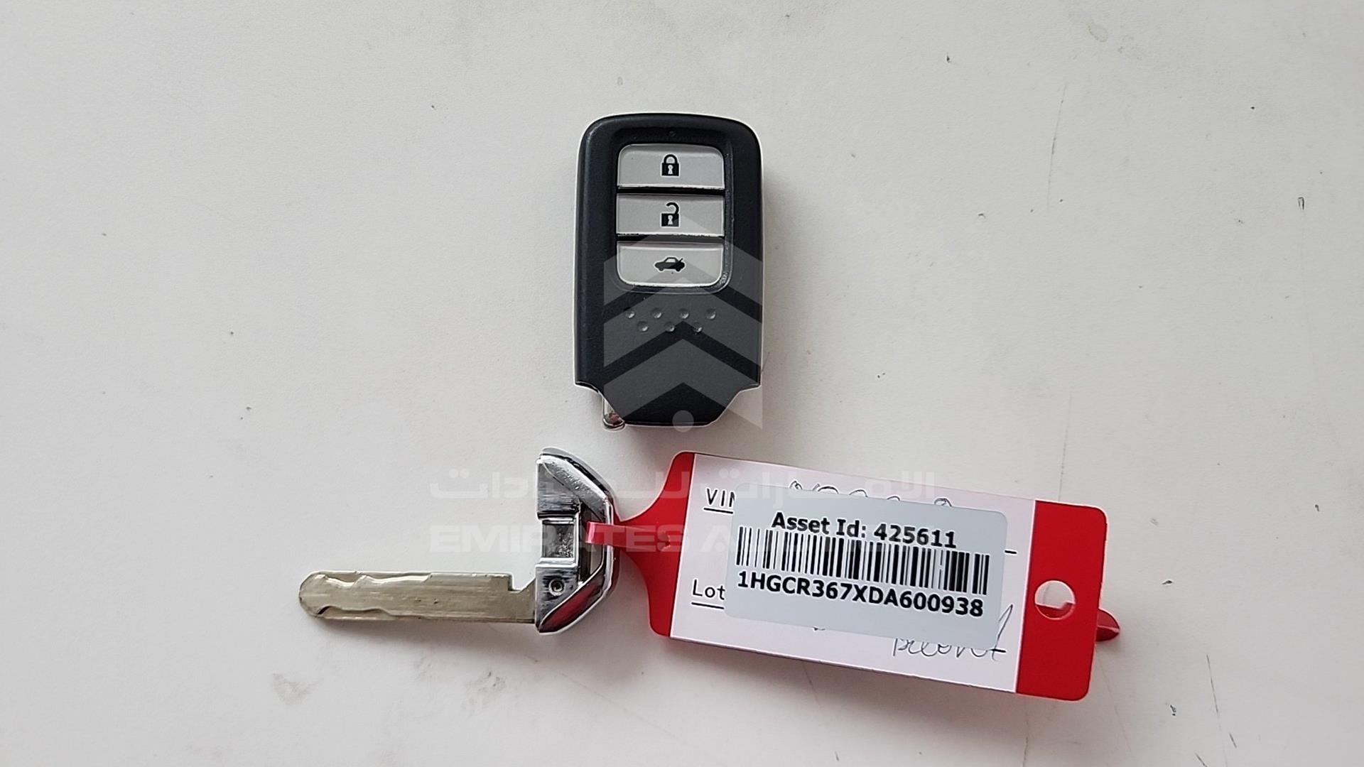 2013 HONDA ACCORD VIN: 1HGCR367XDA600938