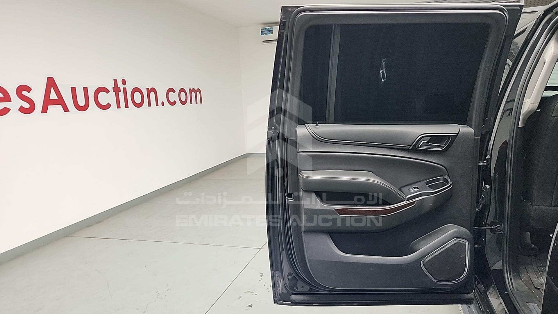 2020 GMC YUKON VIN: 1GKS2GKC4LR273725
