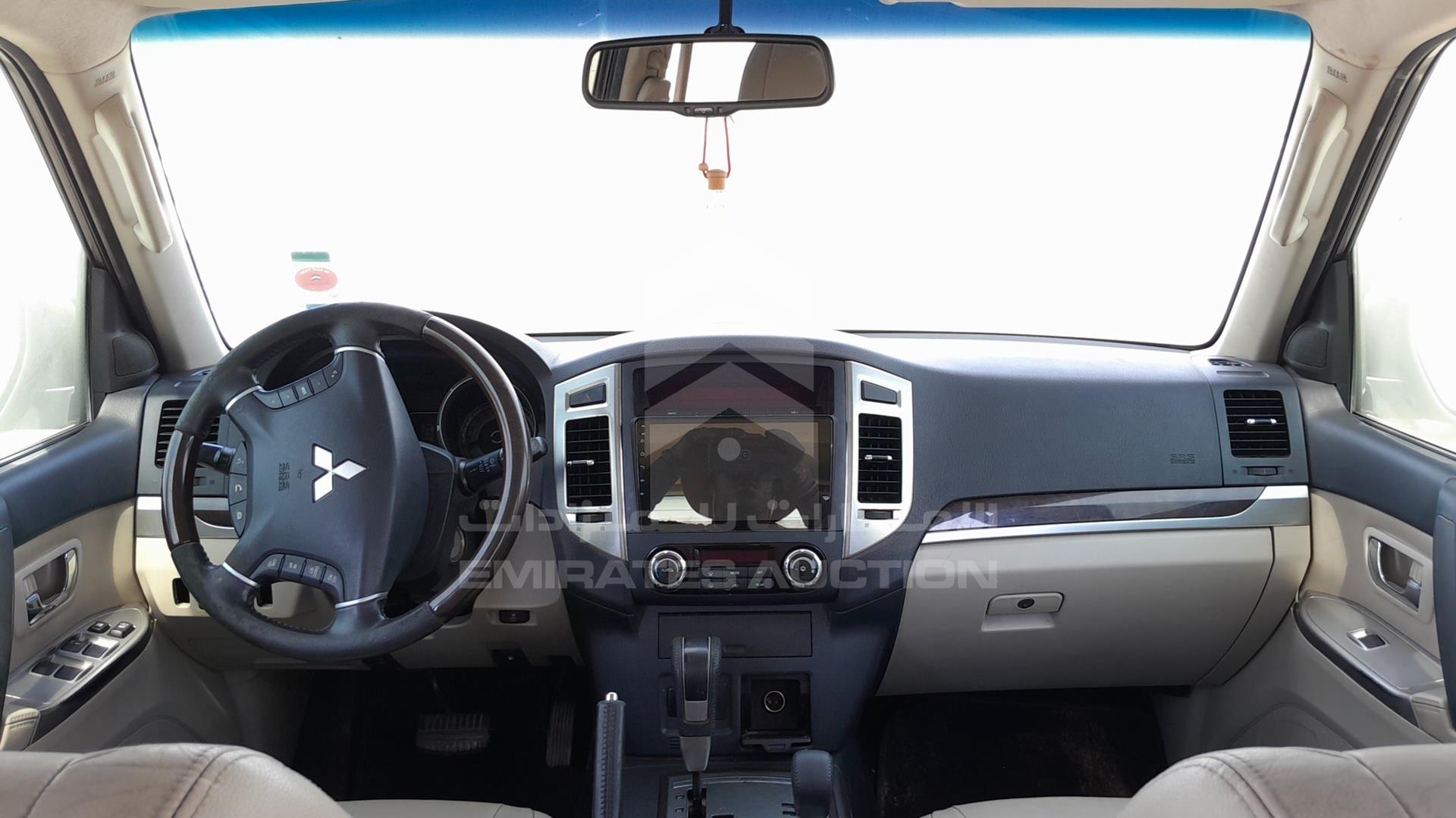 2015 MITSUBISHI PAJERO VIN: JMYLYV95WFJ713366