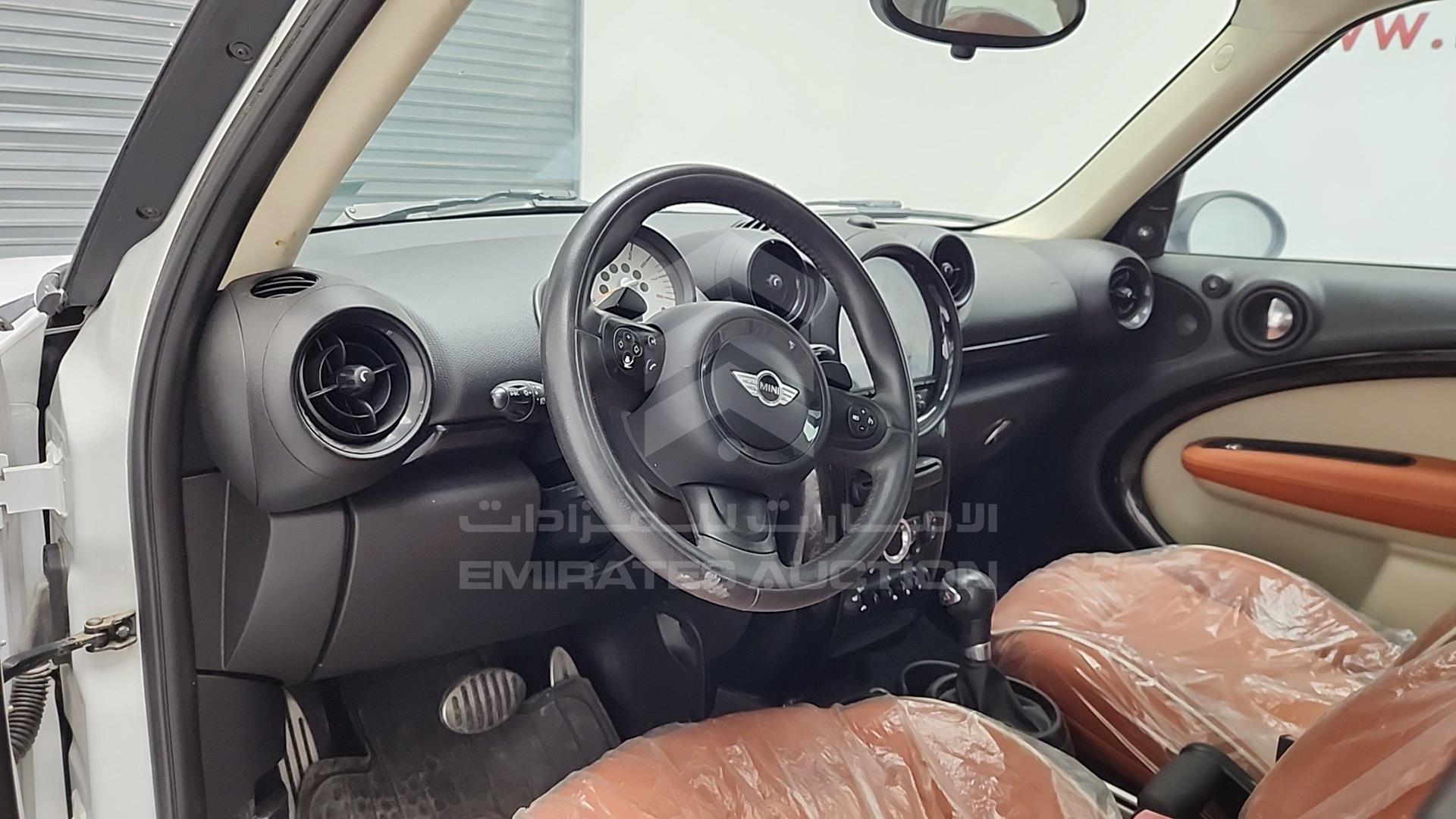 2014 MINI COOPER VIN: WMWZC3C50EWP27812
