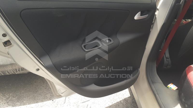 VIN: VF3WC5FS4DE000492 Auction: EmiratesAuction Lot: 343645 VF3WC5FS4DE000492 Peugeot 207 2013 SILVER Photo 22