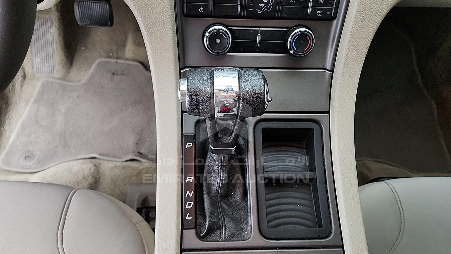 2012 FORD TAURUS VIN: 1FAHP2DW2CG117251