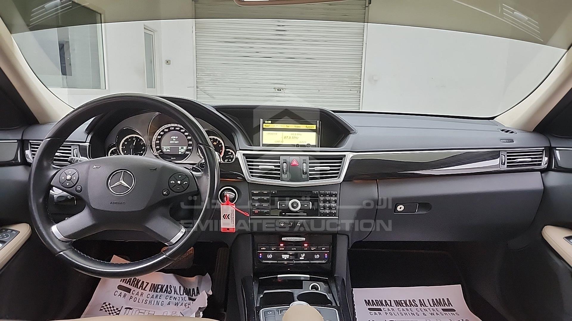 2011 MERCEDES E 300 VIN: WDDHF5EB5BA446138