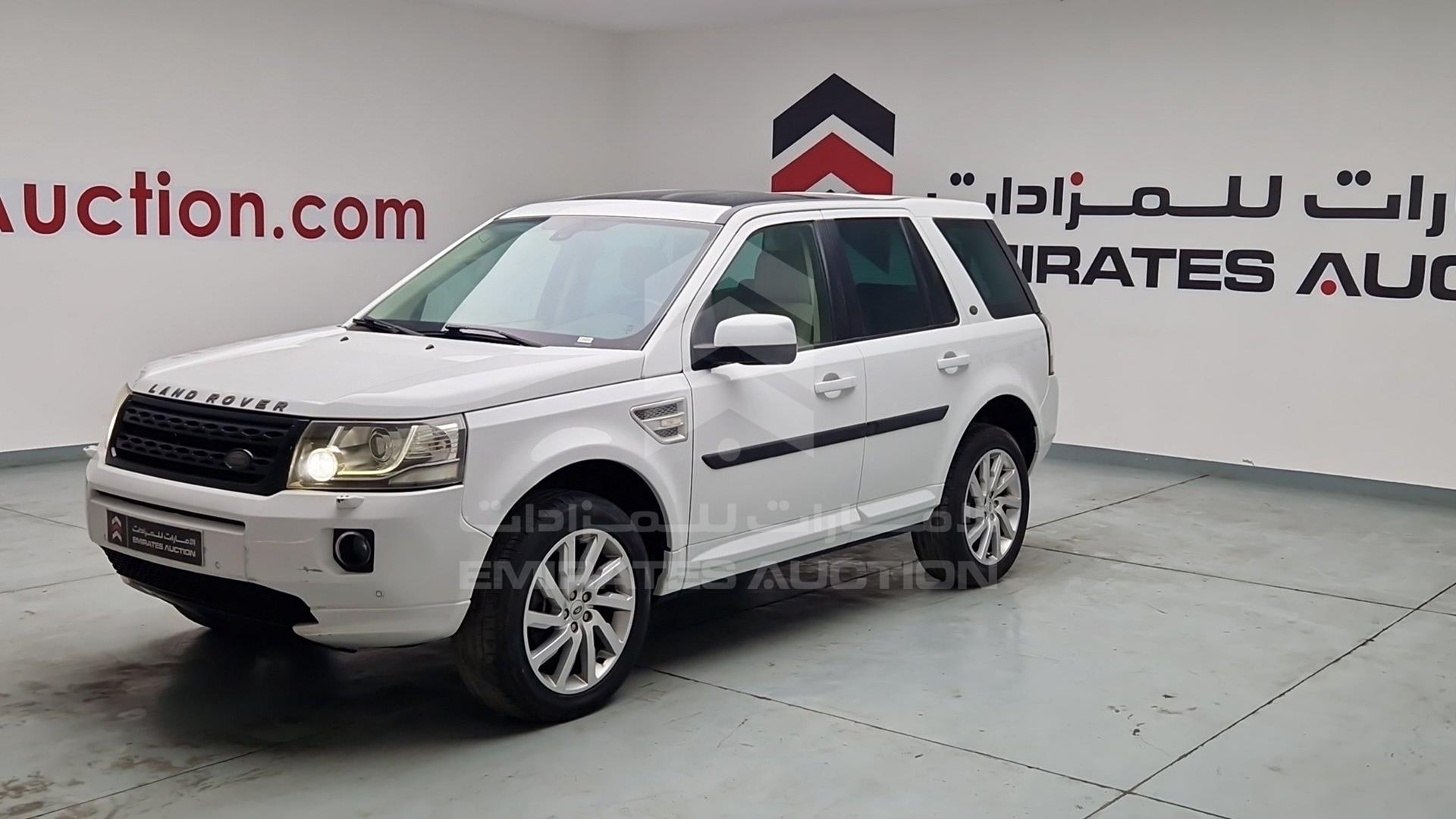 2014 LAND ROVER LR 2 VIN: SALFA2BG8EH390036