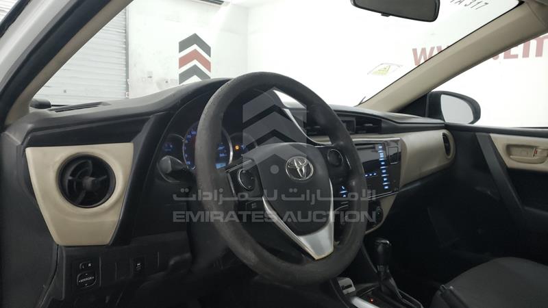RKLBB9HE7H5198617 Auction: EmiratesAuction Lot: 404129 RKLBB9HE7H5198617 Toyota Corolla 2017 WHITE Photo 11