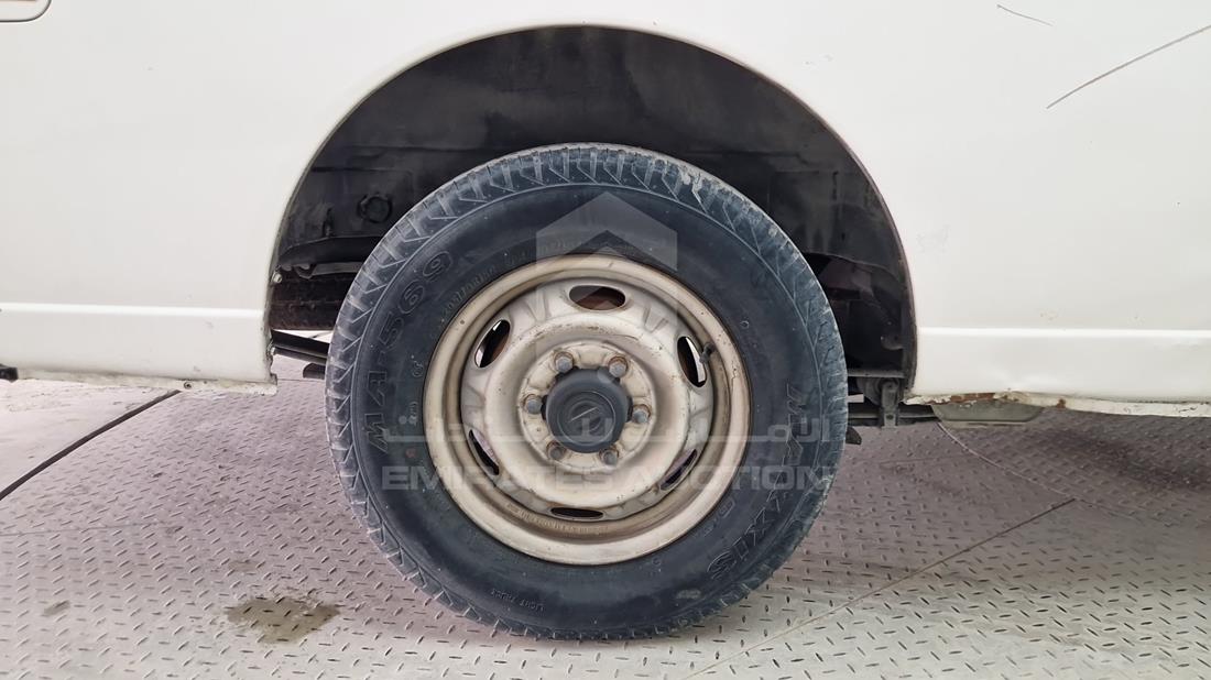 2010 Nissan Urvan — Rear Right Tyre — Photo 25
