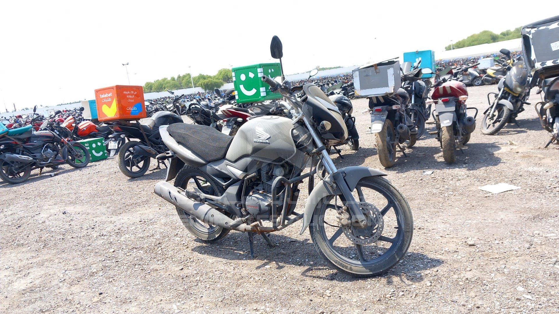 2013 HONDA UNICORN VIN: ME4KC09CED8481409