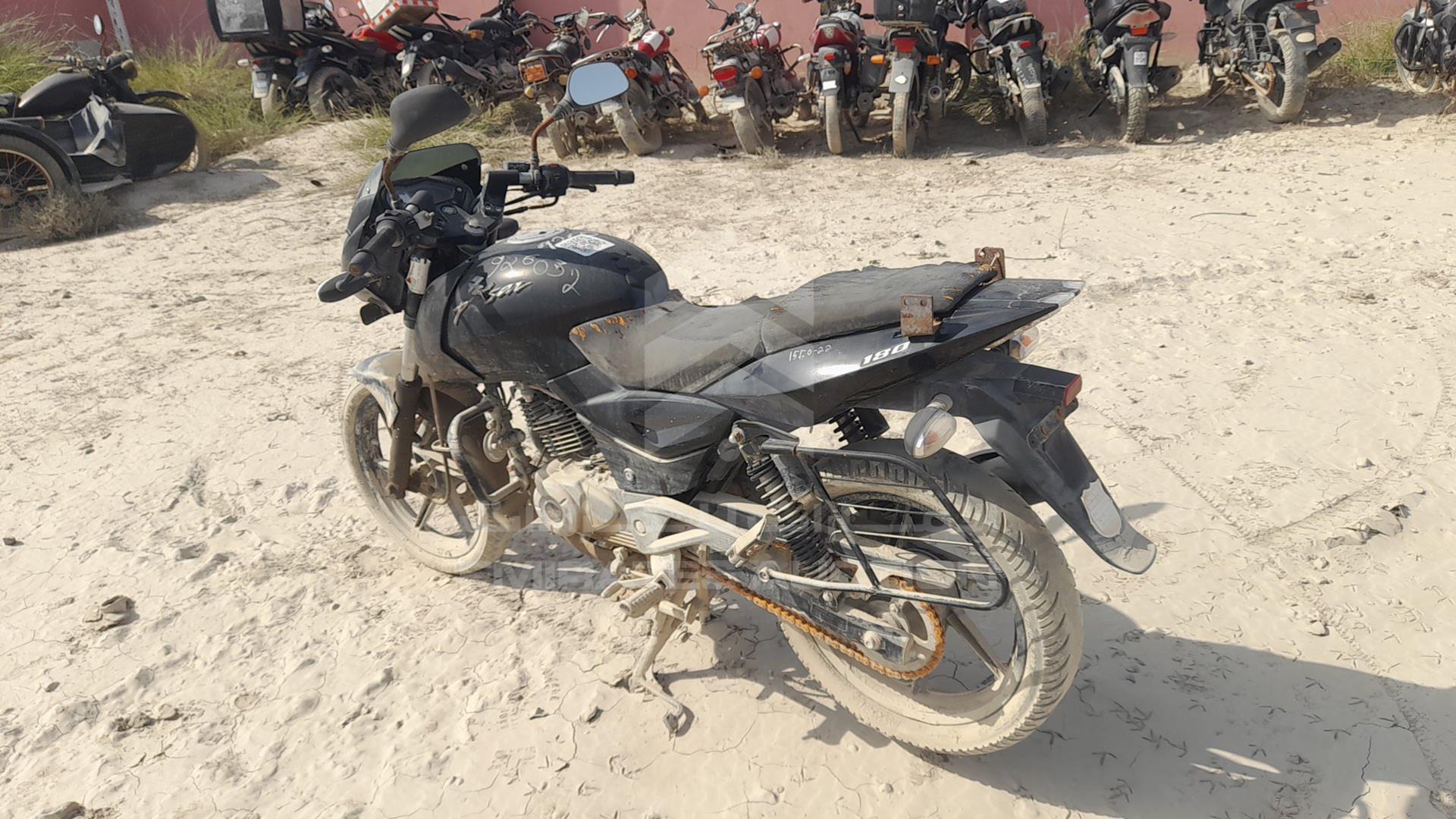 2014 BAJAJ 180 CC VIN: MD2A12DZ9ECK57700