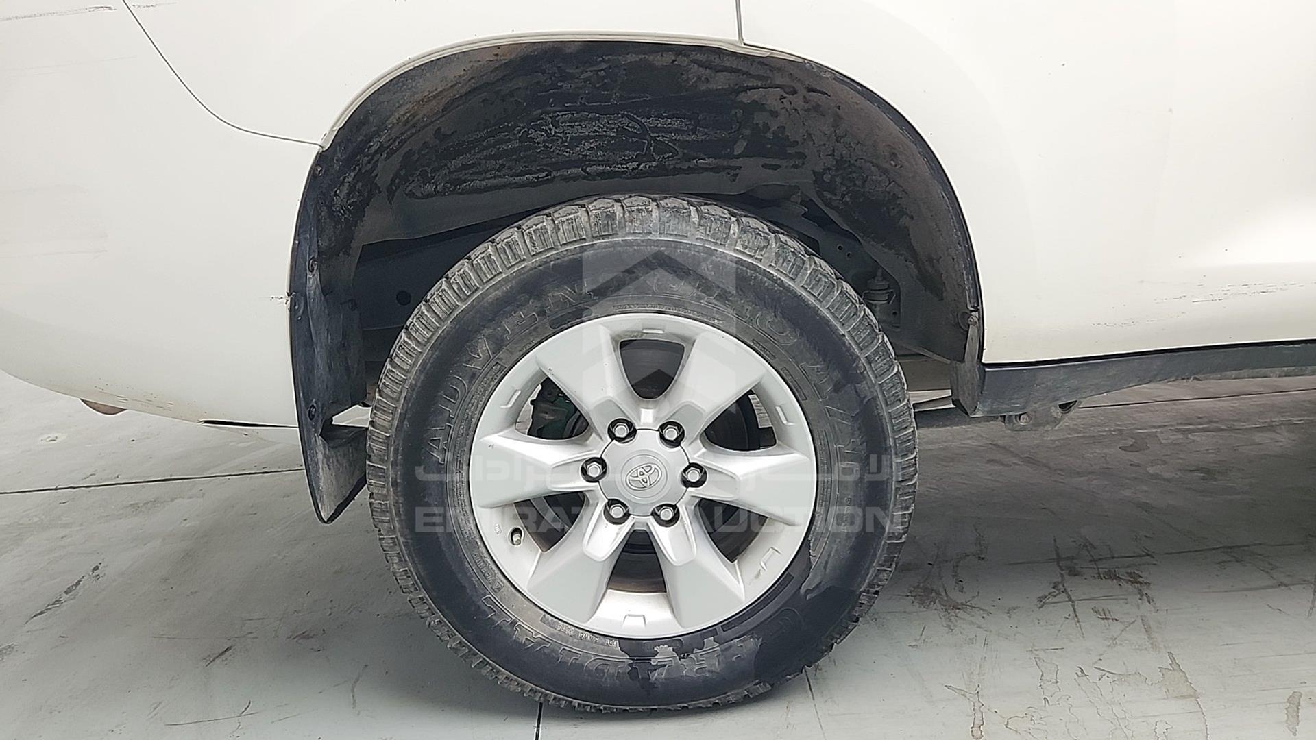 2011 TOYOTA PRADO VIN: JTEBD9FJX0K005627
