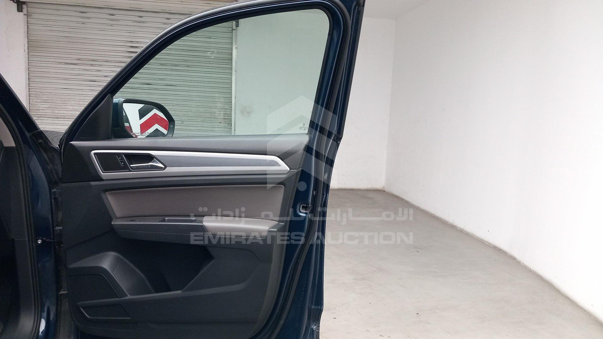 2021 VOLKSWAGEN TERAMONT VIN: WVGAE1CA1MC608366