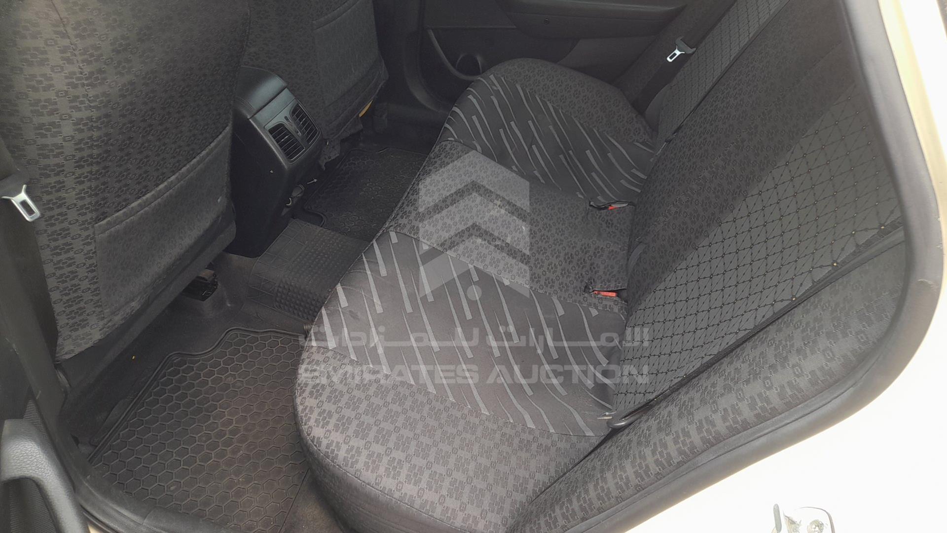 2018 HYUNDAI SONATA VIN: KMHE24135JA081987