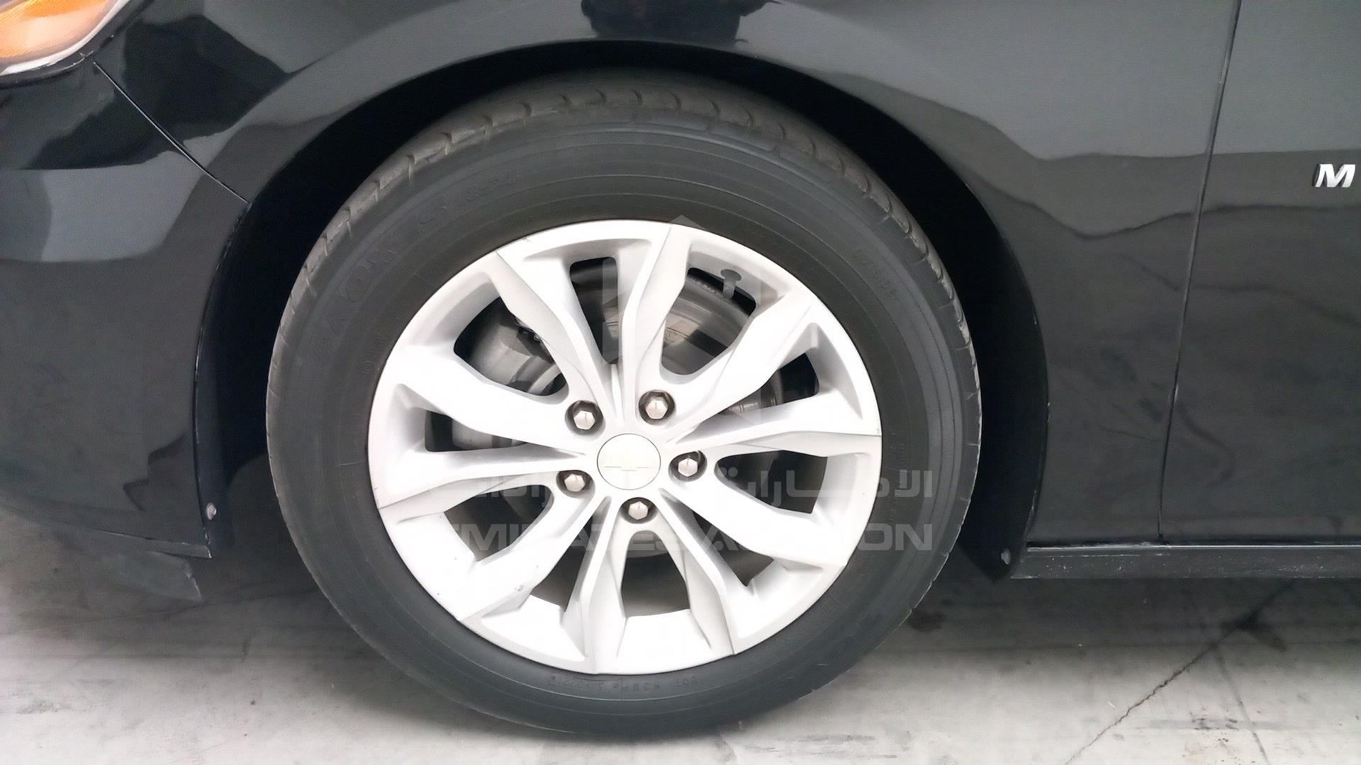 2020 CHEVROLET MALIBU VIN: 1G1ZD5ST5LF009111