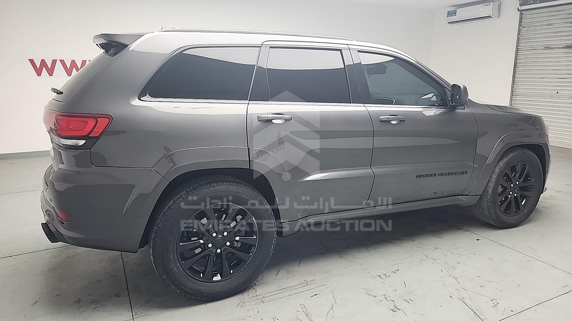 2017 JEEP GRAND CHEROKEE VIN: 1C4RJEAG3HC952465