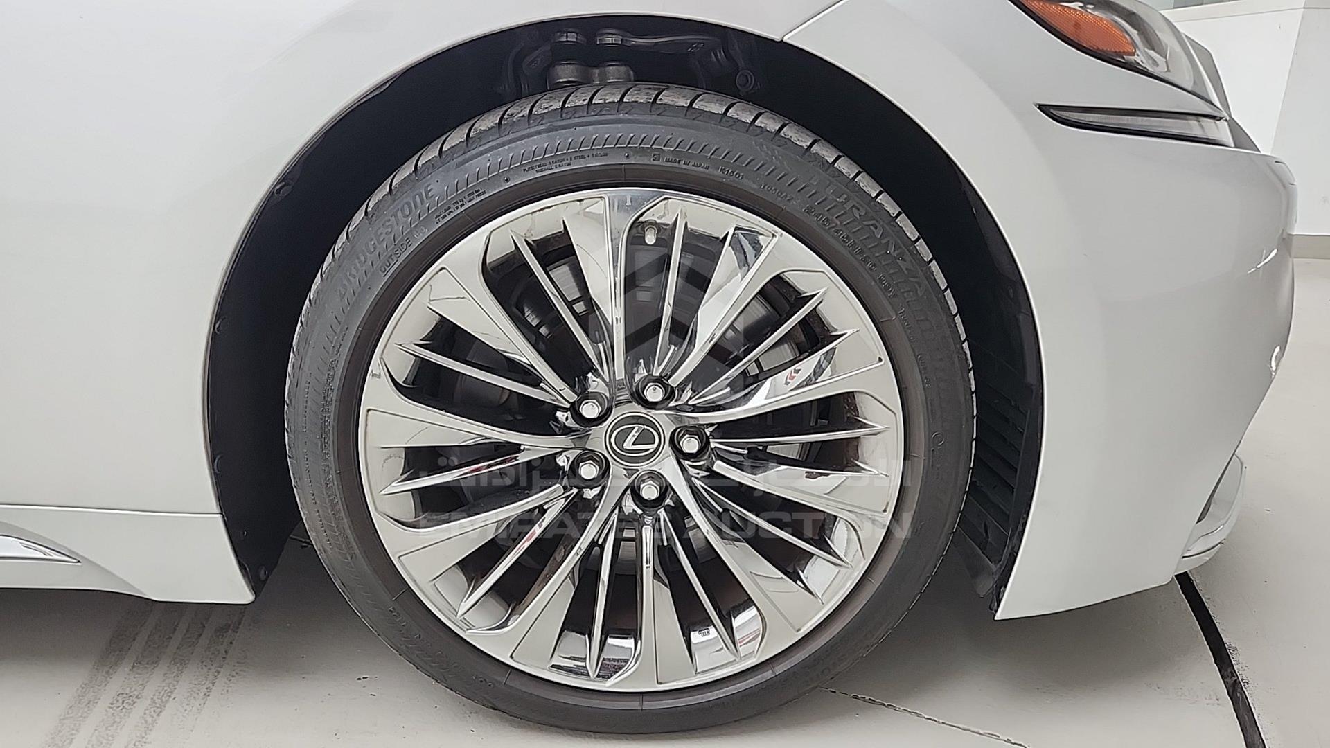 2019 LEXUS LS 500 VIN: JTHB5LFF1K5009818