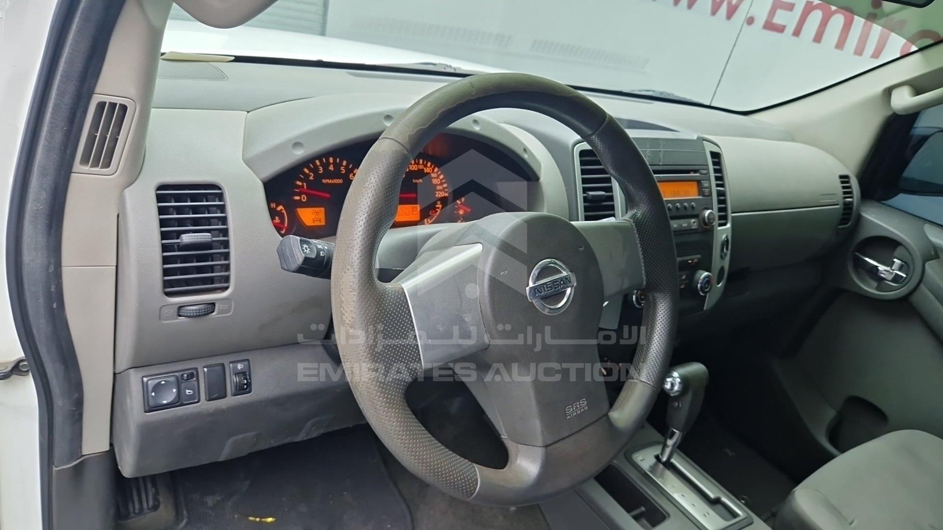 2013 NISSAN XTERRA VIN: 5N1AN0N64DN812232