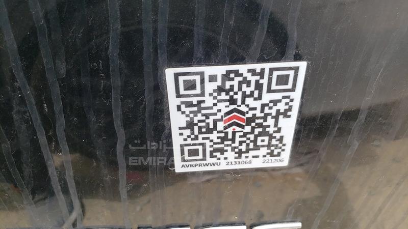 VIN: 1C4PJMDS5EW278931 Auction: EmiratesAuction Lot: 406573 VIN: 1C4PJMDS5EW278931 Jeep Cherokee 2014 BLACK Photo 29