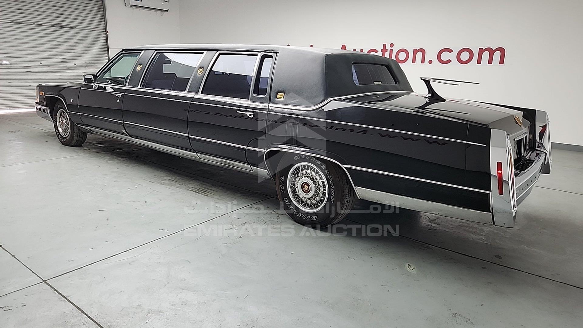 1992 CADILLAC BROUGHAM VIN: 1G6DW5473NR704705