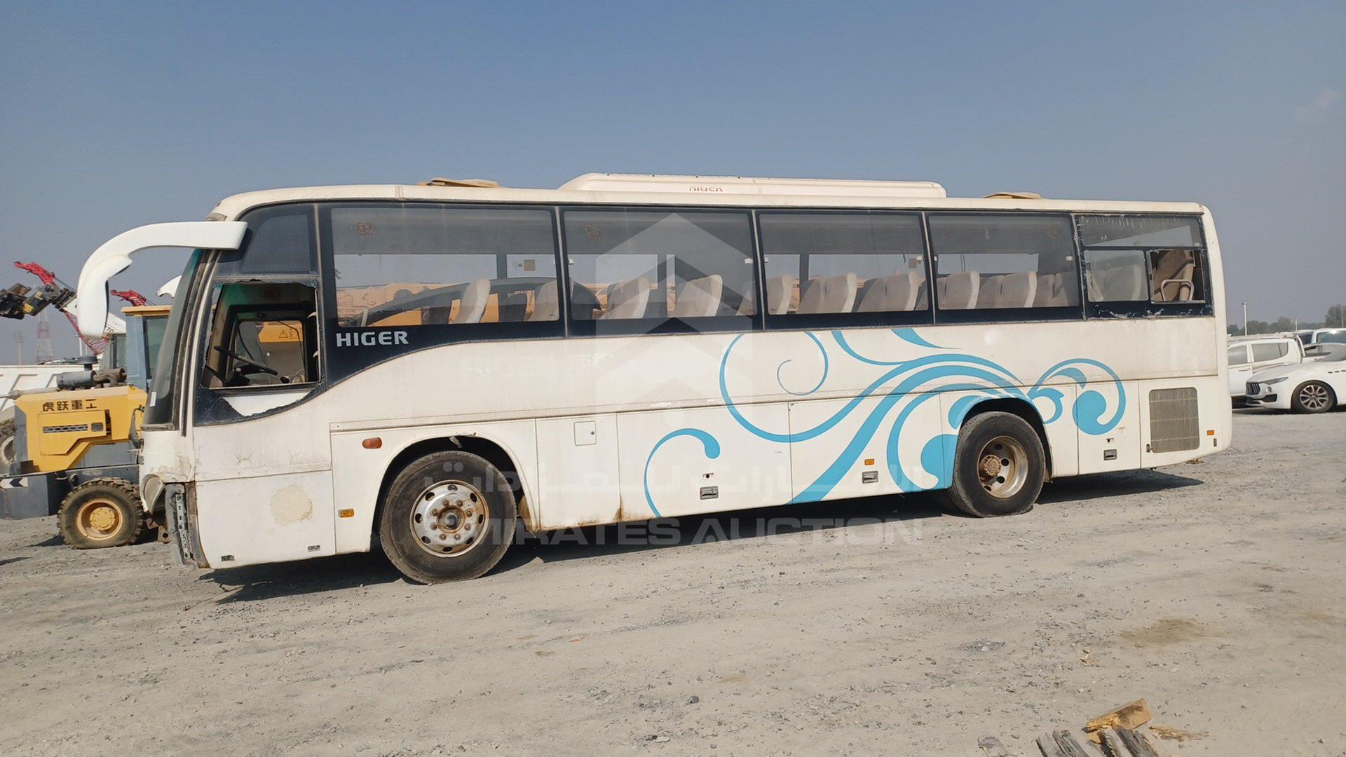 2010 HIGER BUS VIN: LKLR1FSD5AB548644