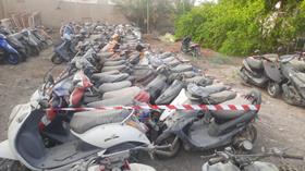 20 Scooter - Scrap without document — Front Left Angle — Photo 5 — Thumbnail