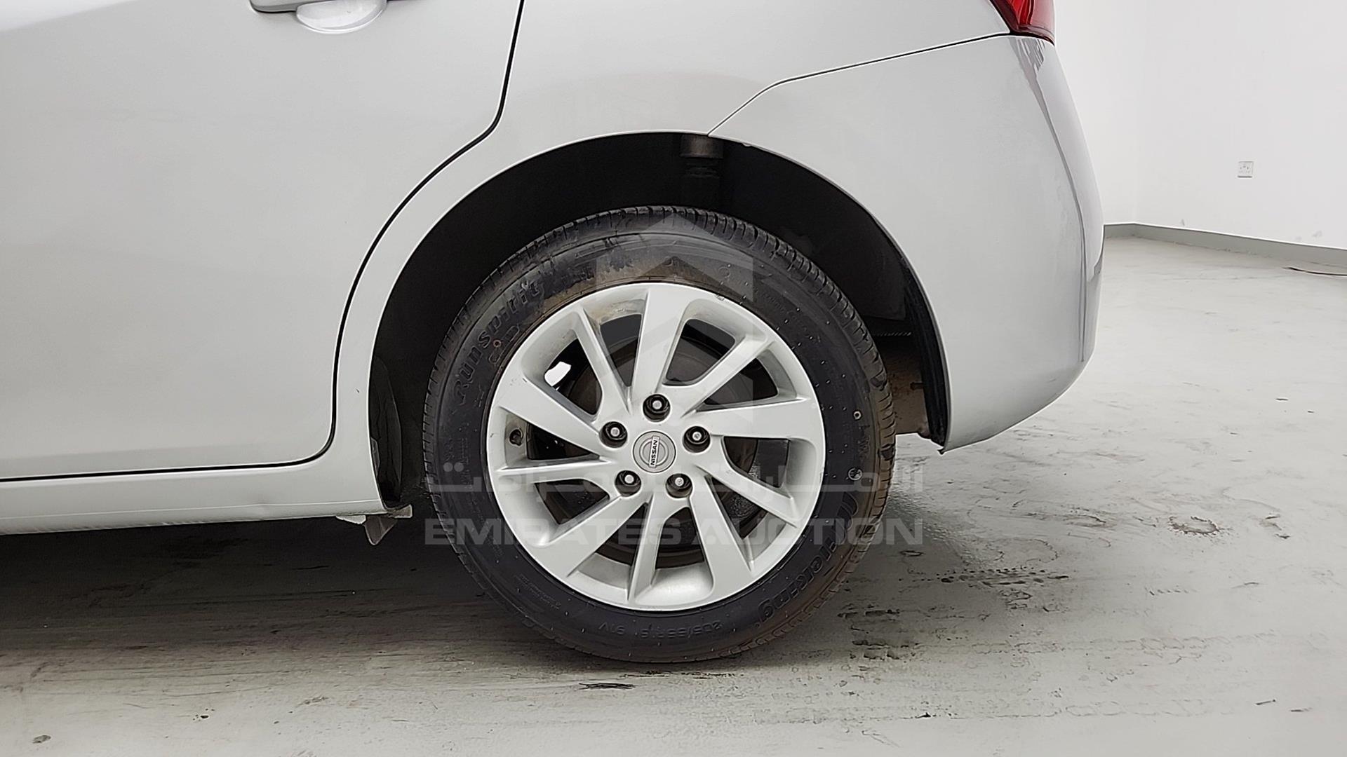 2016 NISSAN TIIDA VIN: MNTBC2C93G6010270