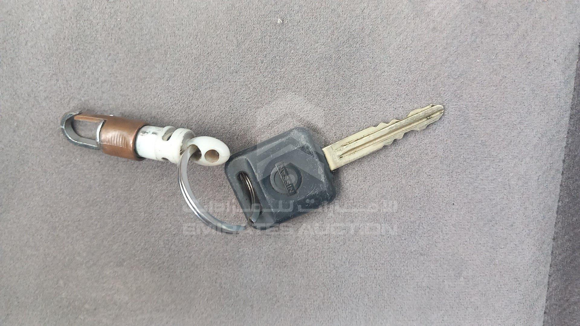 2002 NISSAN SUNNY VIN: JN1EN61SX2W055861