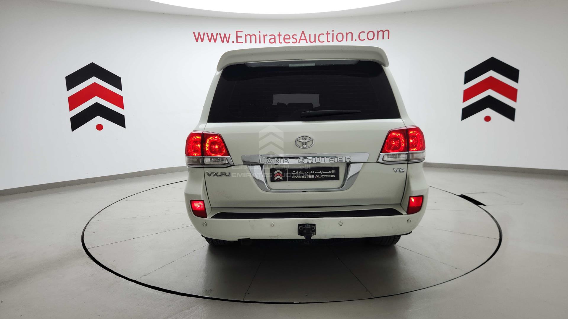 2011 TOYOTA LAND CRUISER VIN: JTMHT05J0B4039615