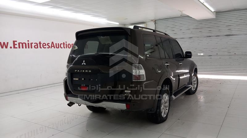 JE4MR62N1HJ708742 Auction: EmiratesAuction Lot: 410744 JE4MR62N1HJ708742 Mitsubishi Pajero 2017 -- Photo 9