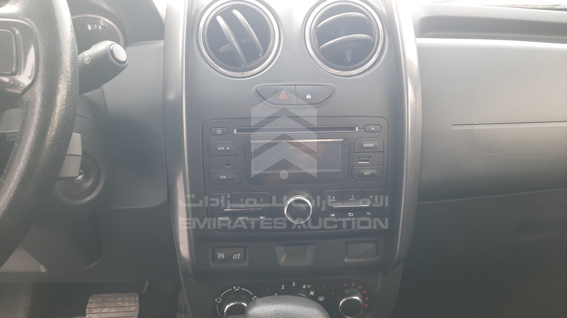 2017 RENAULT DUSTER VIN: VF1HSRCH5HA502395