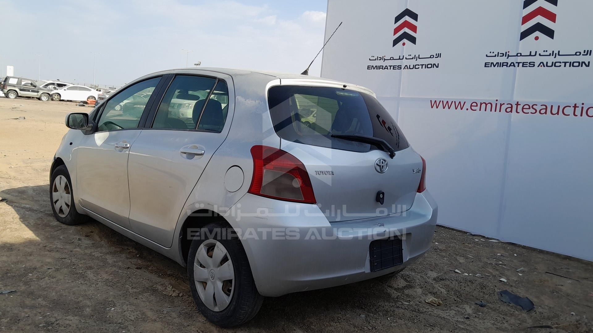 2008 TOYOTA YARIS VIN: JTDKW923585114707