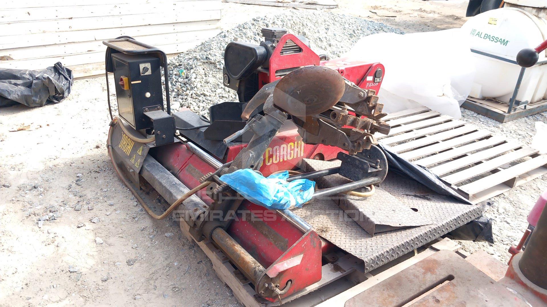 2009 UNDEFINED TIRE EQUIPMENT VIN: P02339